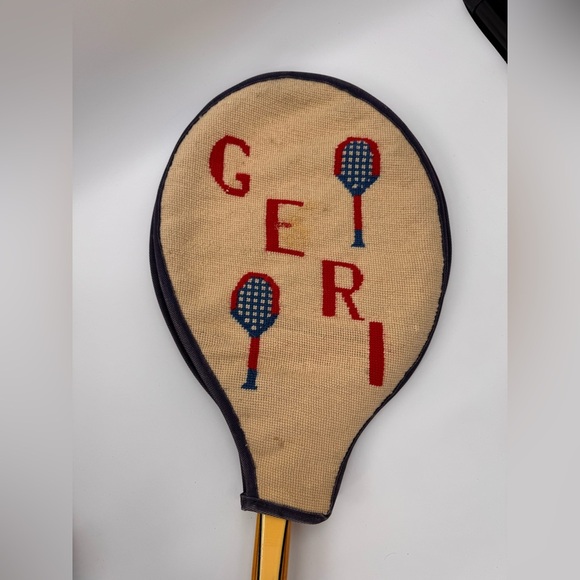 TAD Davis Victor Classic Wood Tennis Racquet w/ Cover - Picture 3 of 5